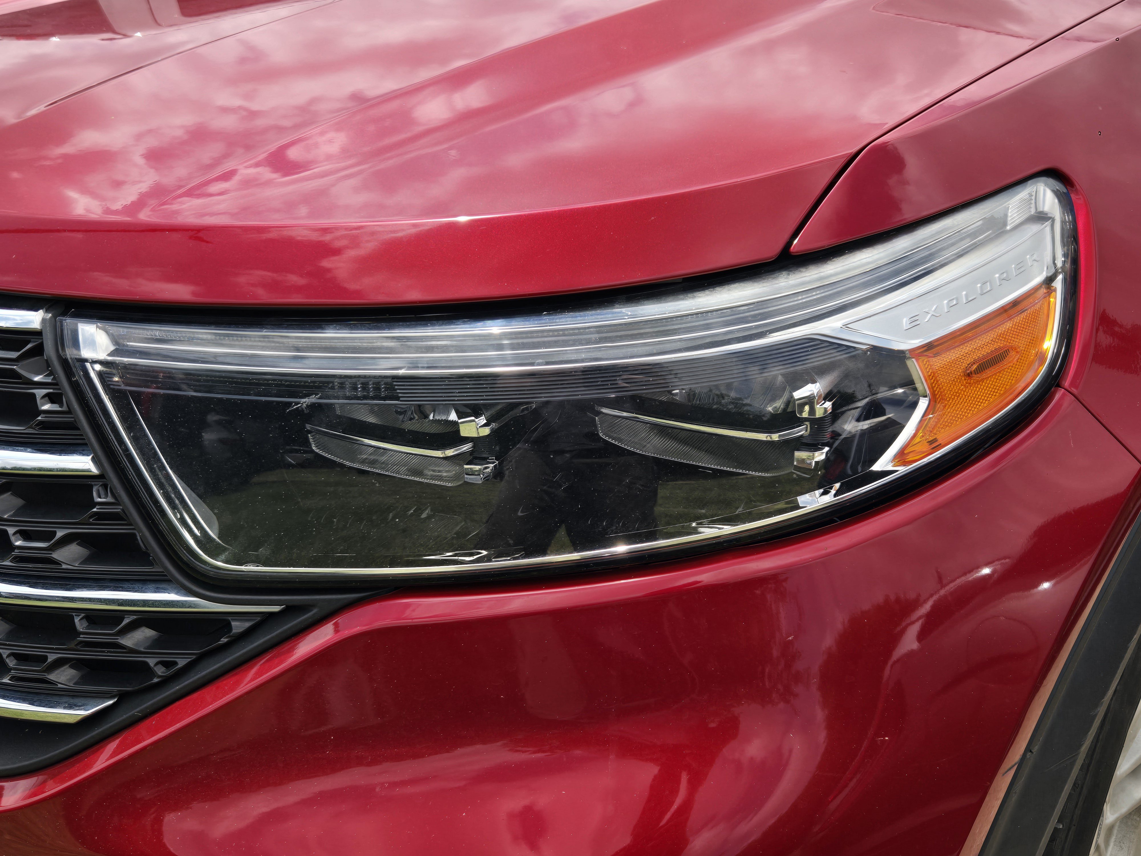 Certified 2023 Ford Explorer XLT RWD image 7
