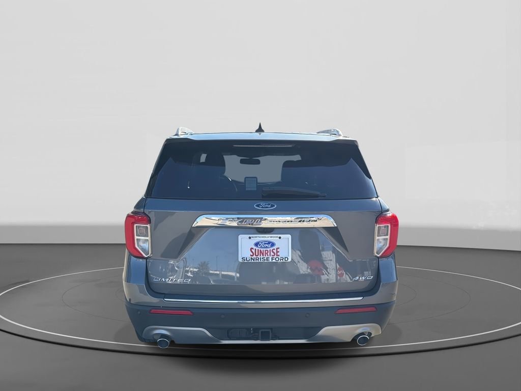 Certified 2022 Ford Explorer Limited w/ Limited Technology Package image 3