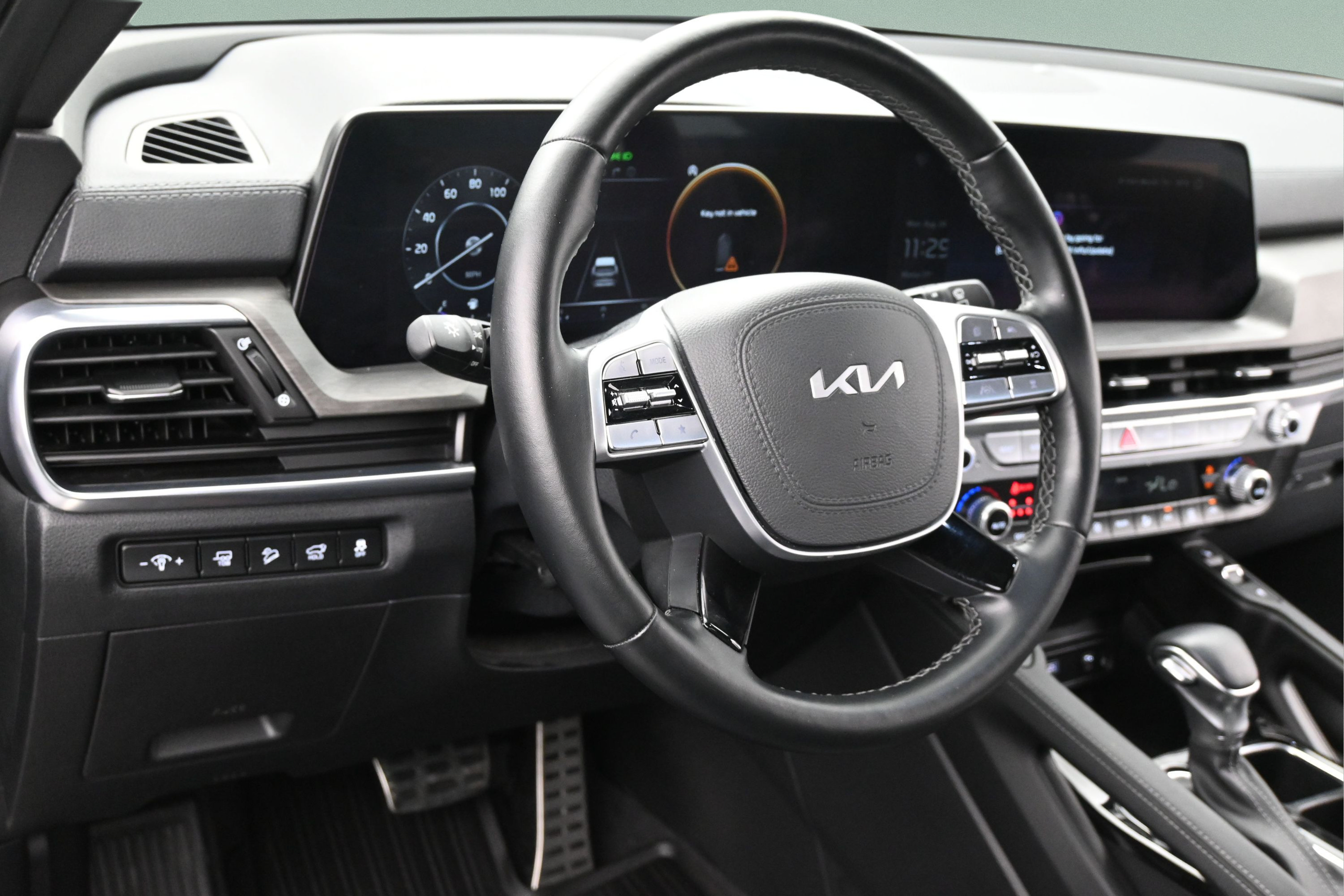 Used 2025 Kia Telluride SX X-Line AWD/4WD image 13
