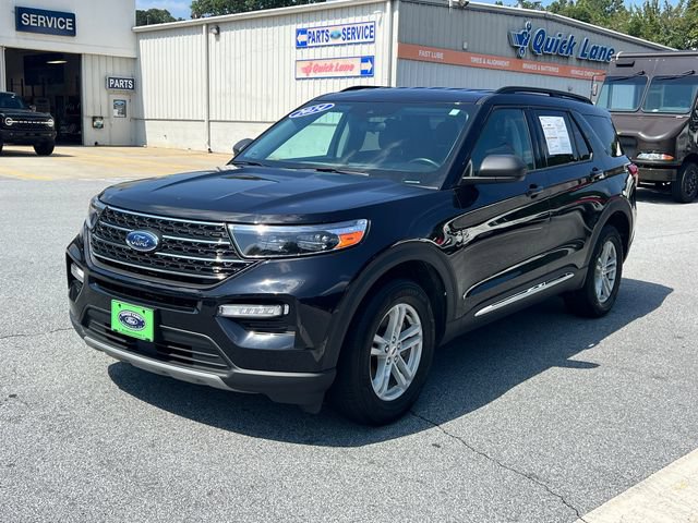 Certified 2024 Ford Explorer XLT AWD/4WD image 3