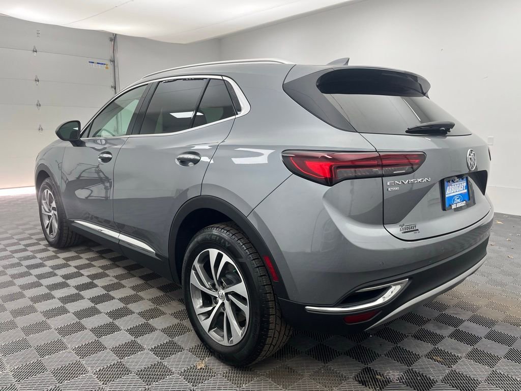 Used 2022 Buick Envision Essence w/ Safety Package image 5