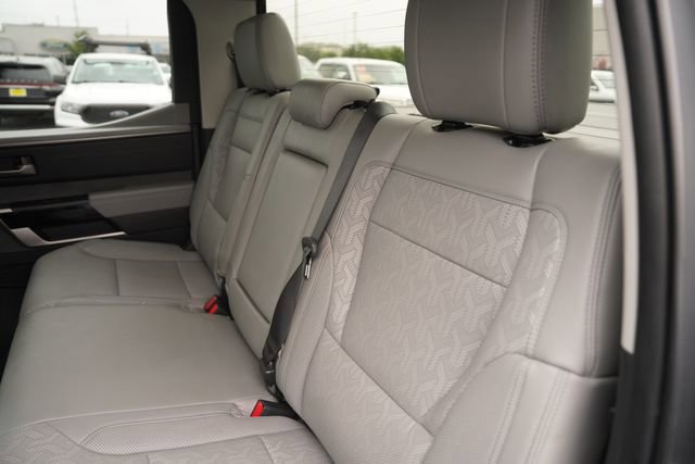 Used 2024 Toyota Tundra Limited w/ Power Package AWD/4WD image 13