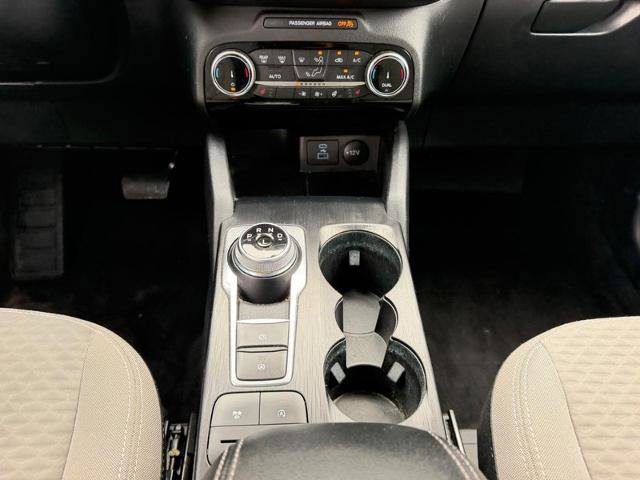 Certified 2022 Ford Escape SE w/ SE Sport Appearance Package FWD image 17