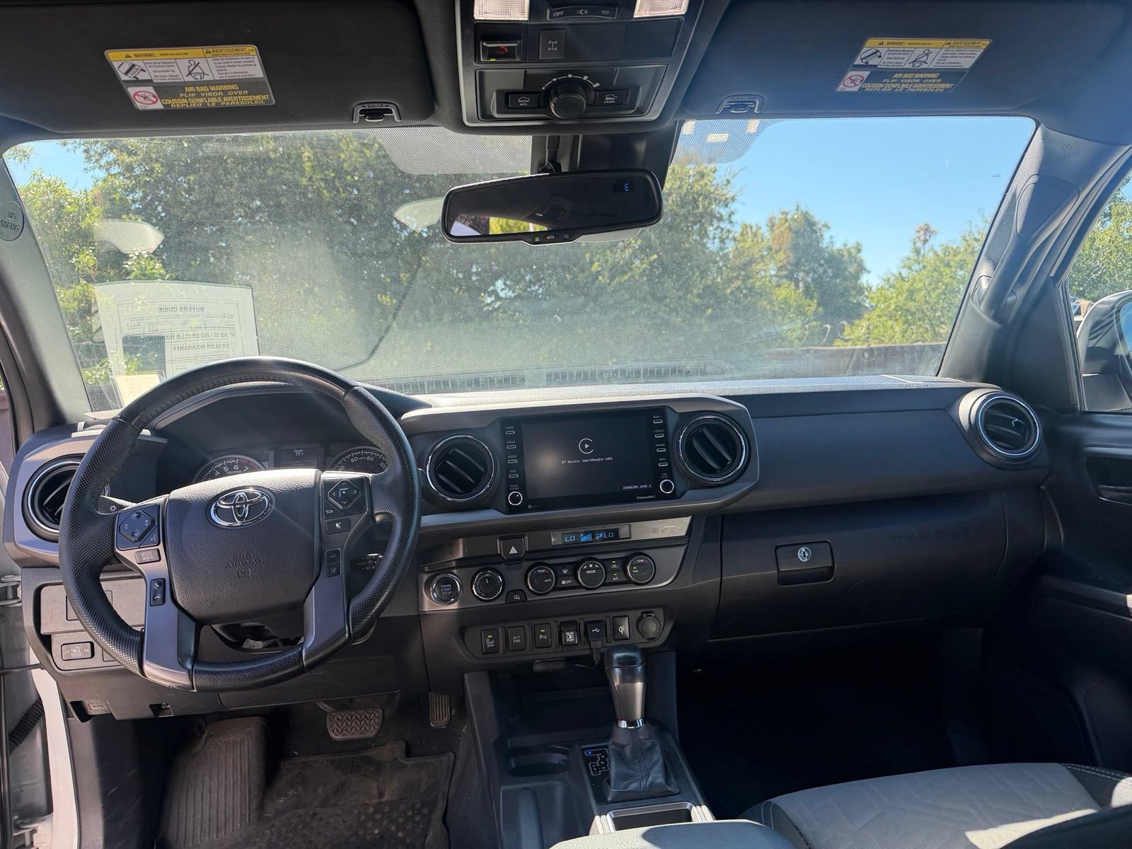 Used 2021 Toyota Tacoma TRD Off-Road w/ Technology Package AWD/4WD image 11