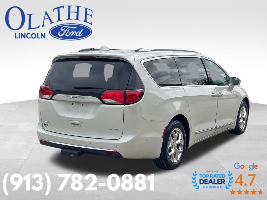 Used 2020 Chrysler Pacifica Limited FWD image 5