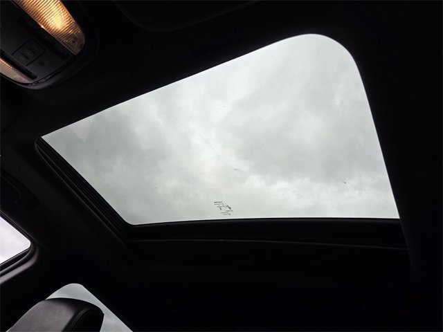 Used 2024 Dodge Durango GT image 18