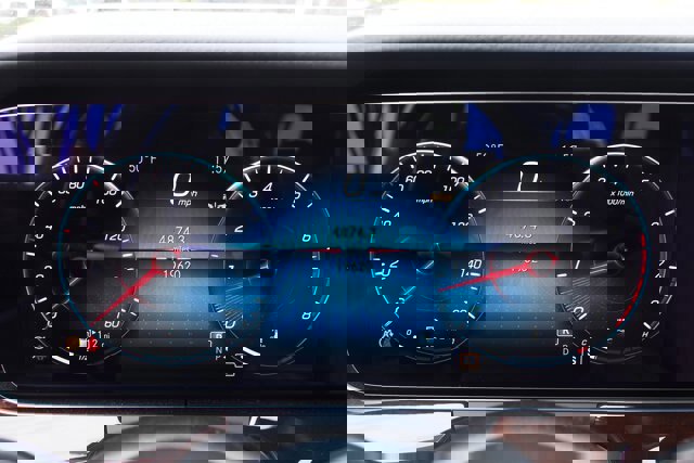 Used 2023 Mercedes-Benz E 350 4MATIC Sedan image 33