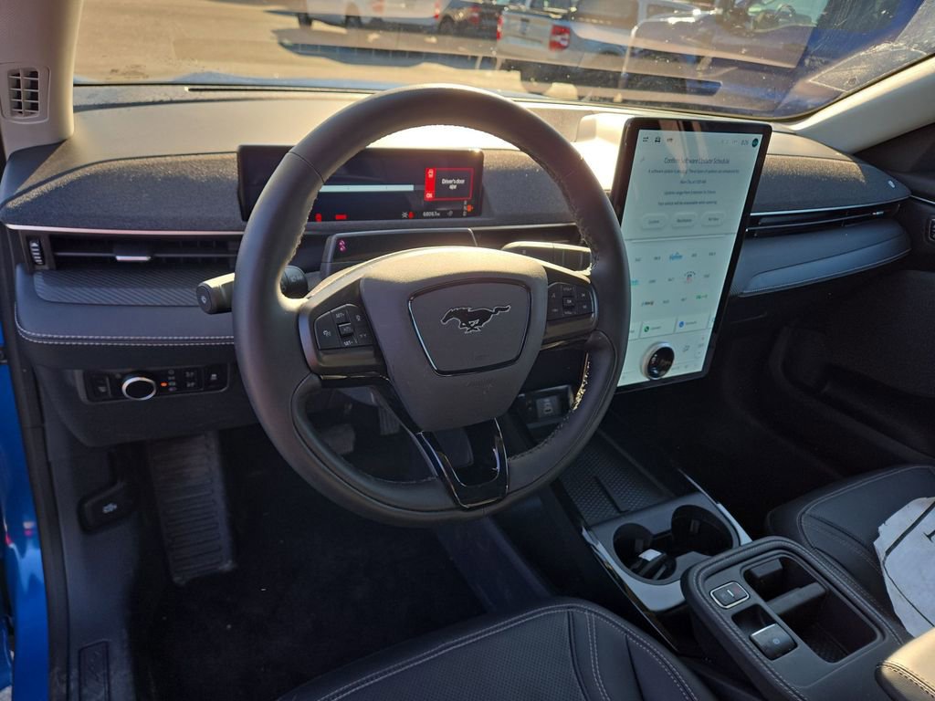Certified 2025 Ford Mustang Mach-E Premium AWD/4WD image 7