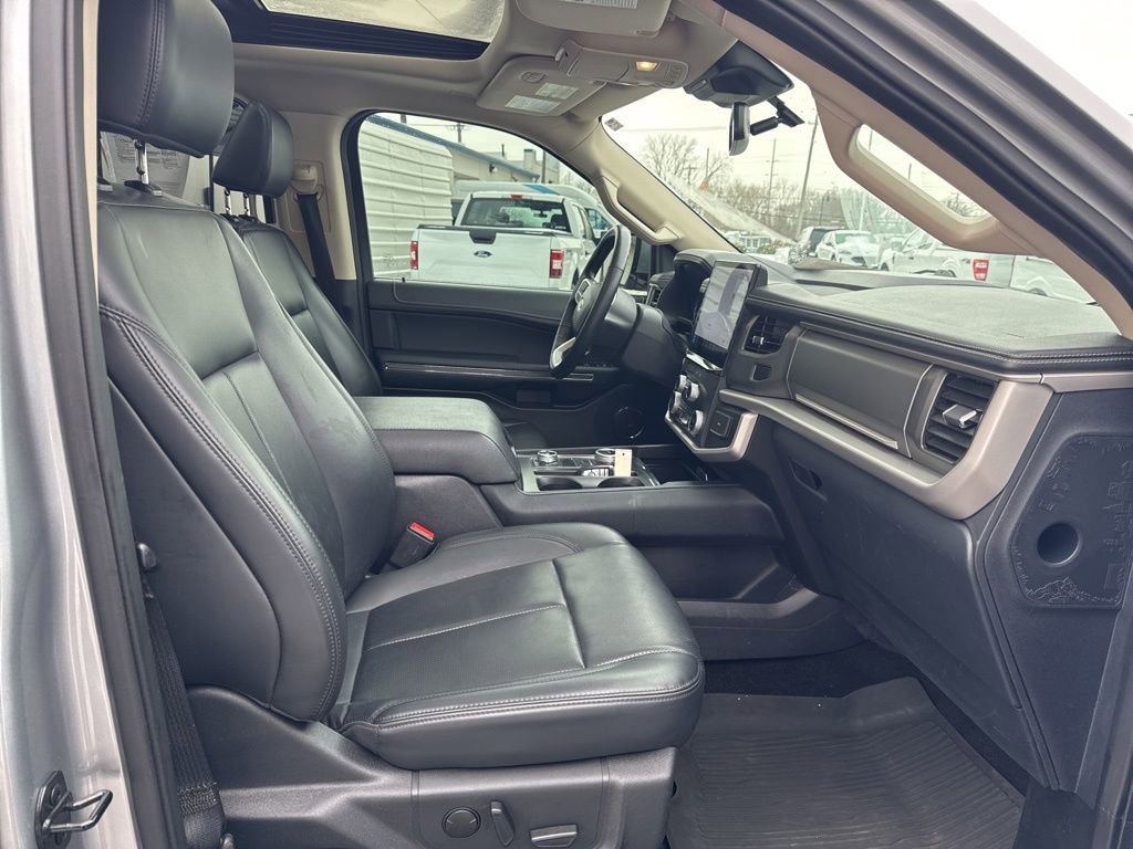 Certified 2022 Ford Expedition Max XLT image 31