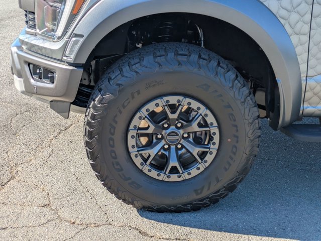 Certified 2022 Ford F150 Raptor w/ Raptor 37 Performance Package image 11