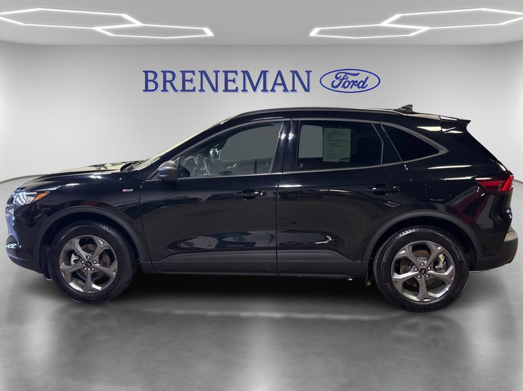 Certified 2025 Ford Escape ST-Line image 2
