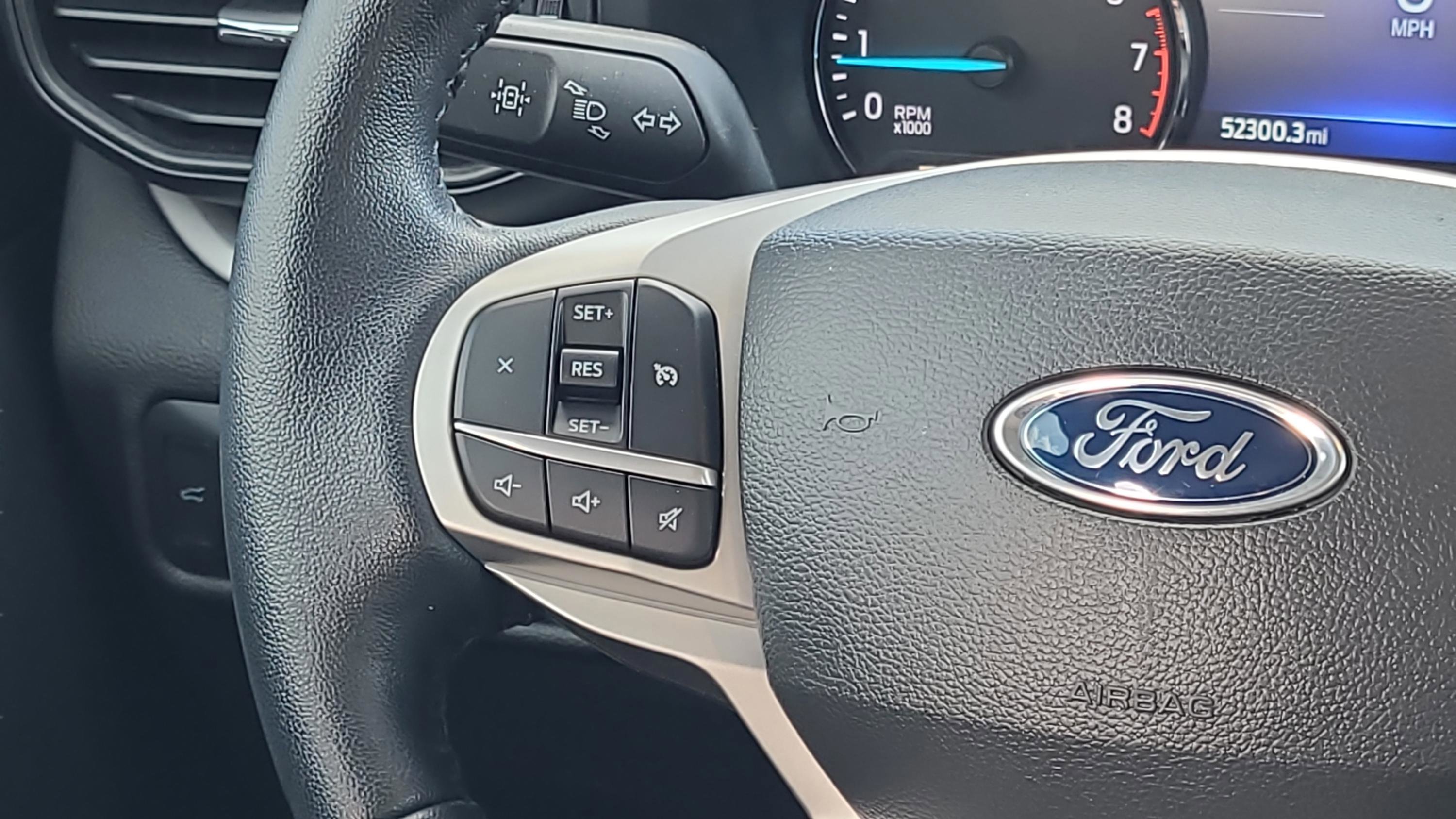 Certified 2022 Ford Explorer XLT RWD image 14