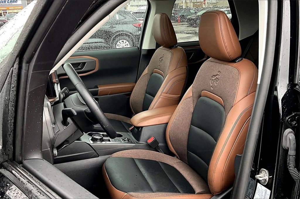 Certified 2025 Ford Bronco Sport Outer Banks w/ Outer Banks Tech Package+ image 24