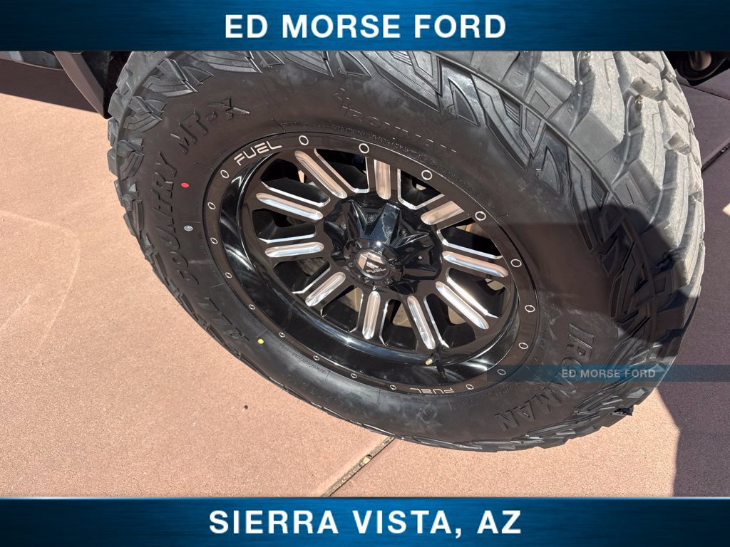 Used 2023 GMC Sierra 2500 SLT w/ SLT Preferred Package AWD/4WD image 11