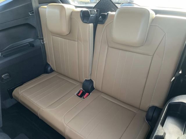 Used 2023 Volkswagen Tiguan SE R-Line image 24