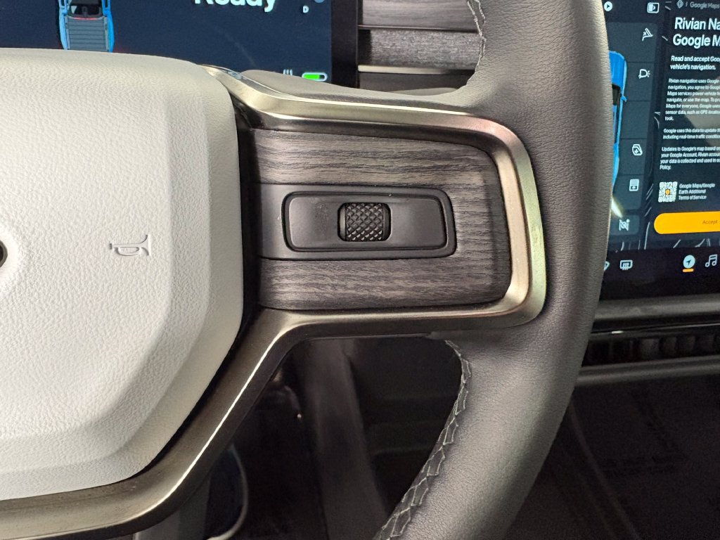 Used 2023 Rivian R1T Adventure Dual AWD/4WD image 20