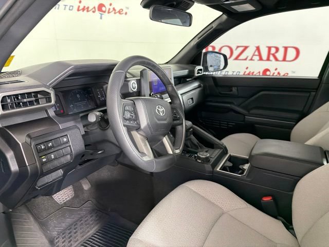 Used 2025 Toyota 4Runner SR5 AWD/4WD image 12