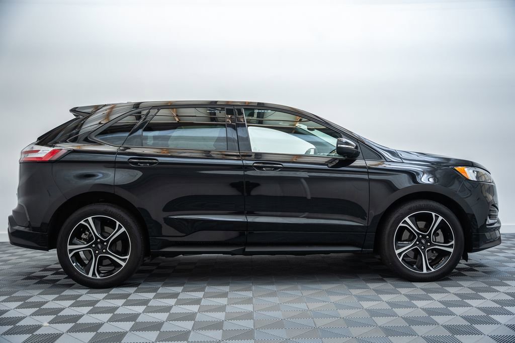 Certified 2023 Ford Edge ST AWD/4WD image 4