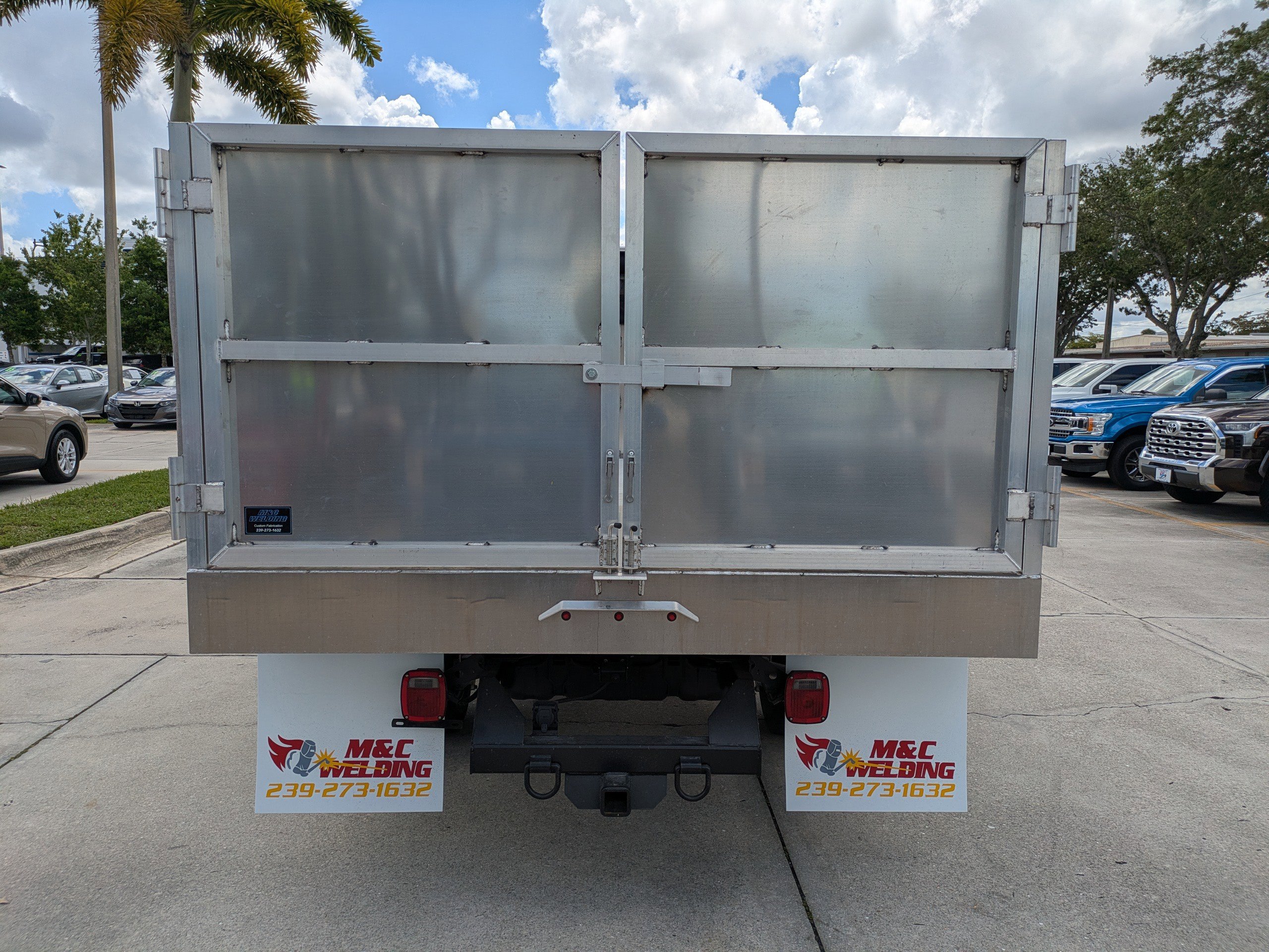 Certified 2024 Ford F550 4x4 Regular Cab Super Duty image 5