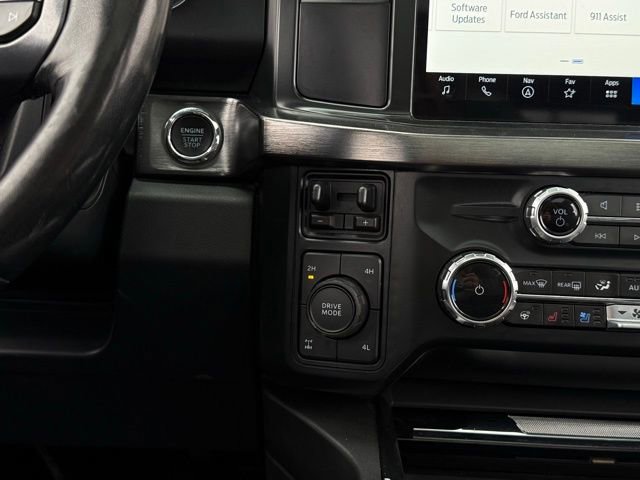 Certified 2023 Ford F250 Lariat w/ Sport Appearance Package image 33