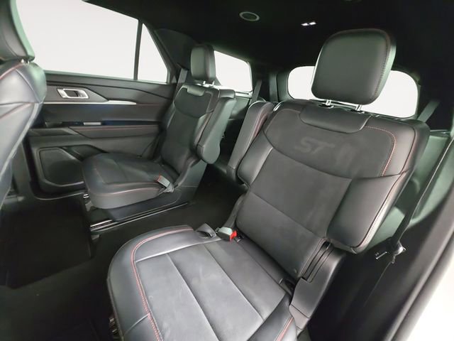 Certified 2025 Ford Explorer ST image 13