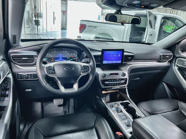 Certified 2024 Ford Explorer XLT w/ Equipment Group 202A AWD/4WD image 19