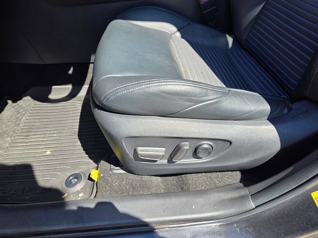 Used 2021 Toyota RAV4 XSE AWD/4WD image 15