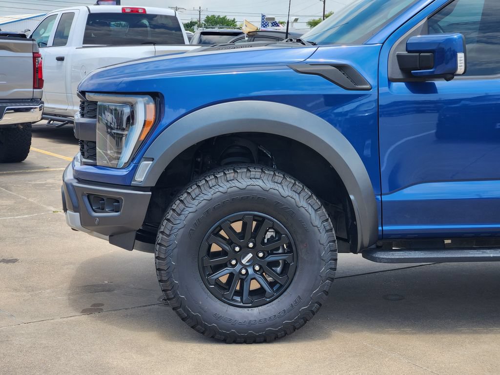 Certified 2022 Ford F150 Raptor w/ Equipment Group 801A High AWD/4WD image 9