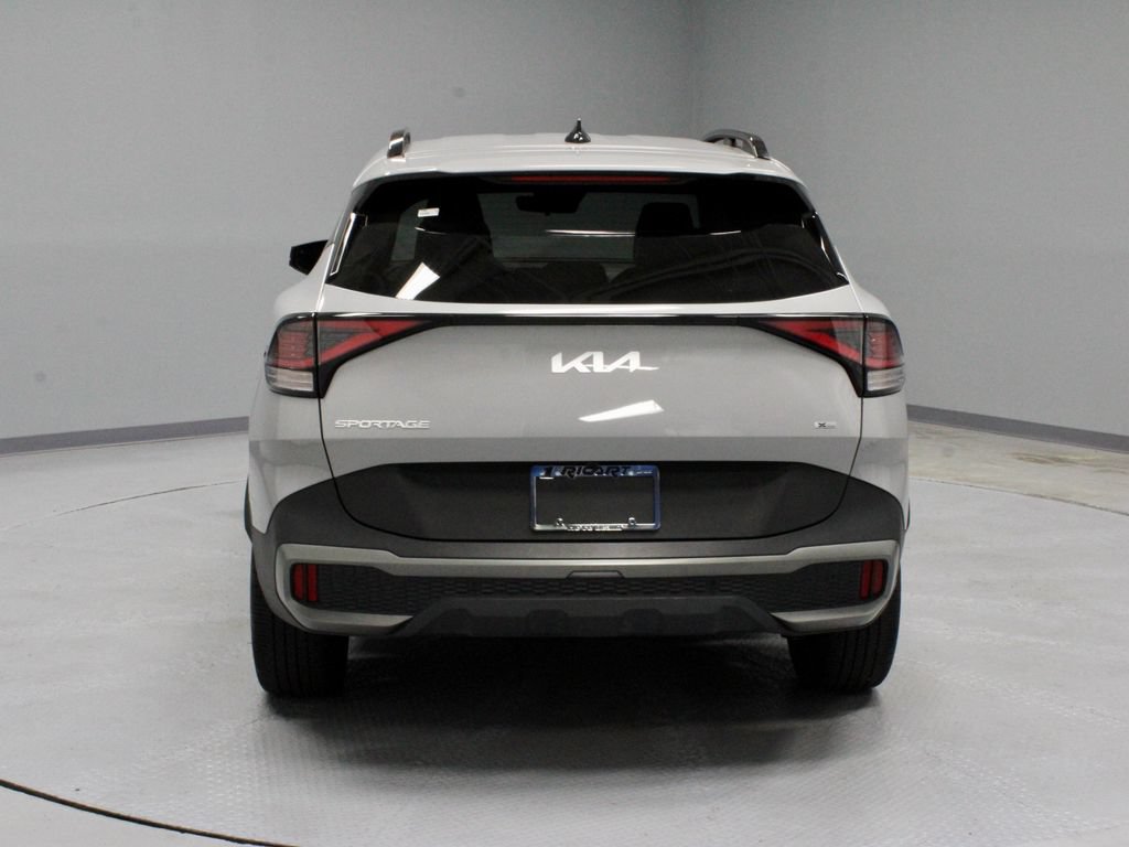 Used 2023 Kia Sportage X-Line AWD/4WD image 11