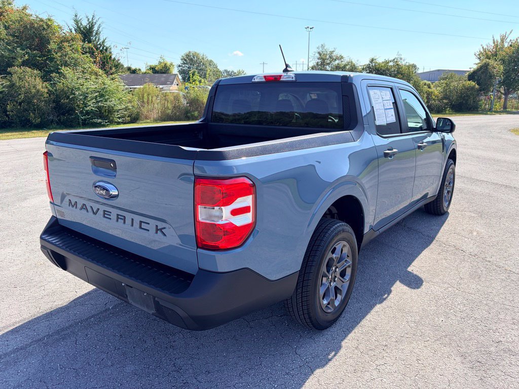 Certified 2022 Ford Maverick XLT FWD image 3