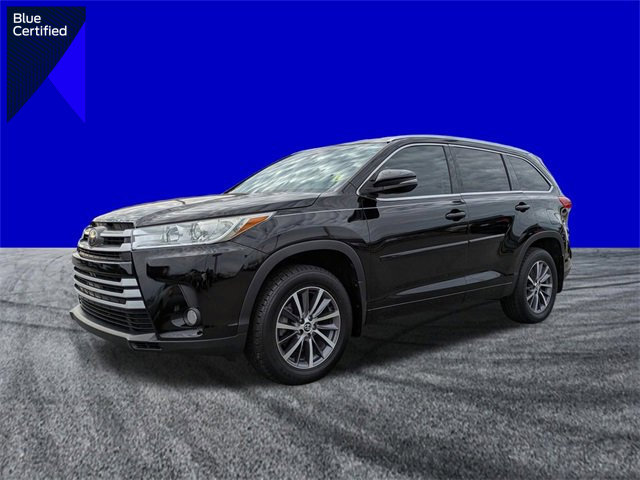 Used 2018 Toyota Highlander XLE image 1