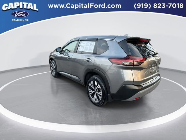 Used 2023 Nissan Rogue SV image 4