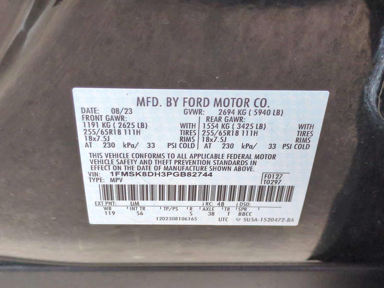 Certified 2023 Ford Explorer XLT w/ Equipment Group 202A AWD/4WD image 37