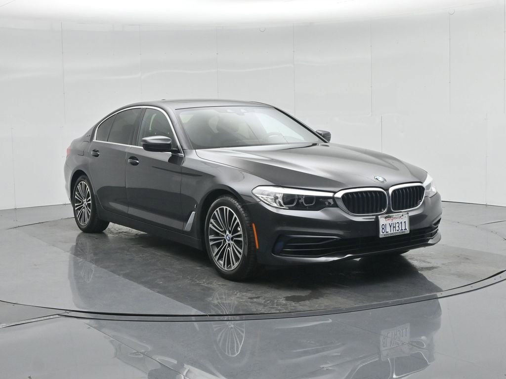 Used 2019 BMW 530e w/ Convenience Package image 62