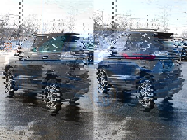 Certified 2023 Ford Edge SEL image 3