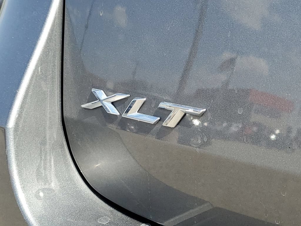 Certified 2024 Ford Explorer XLT w/ Equipment Group 202A AWD/4WD image 6