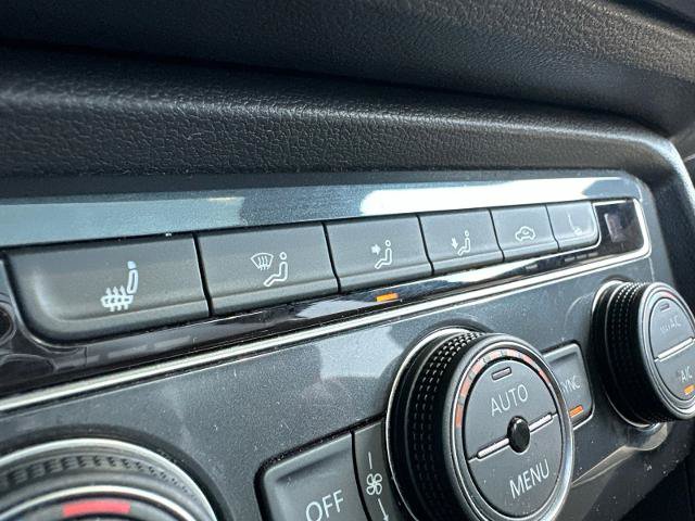 Used 2021 Volkswagen Tiguan SE R-Line AWD/4WD image 18