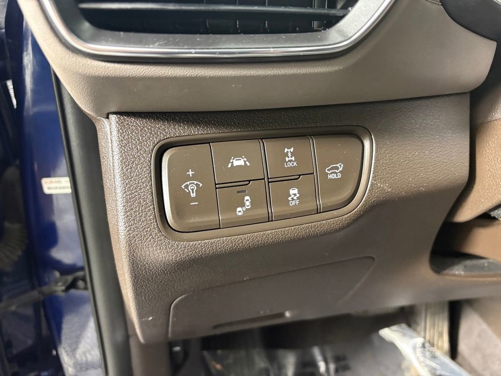 Used 2020 Hyundai Santa Fe SEL w/ Convenience Package image 14