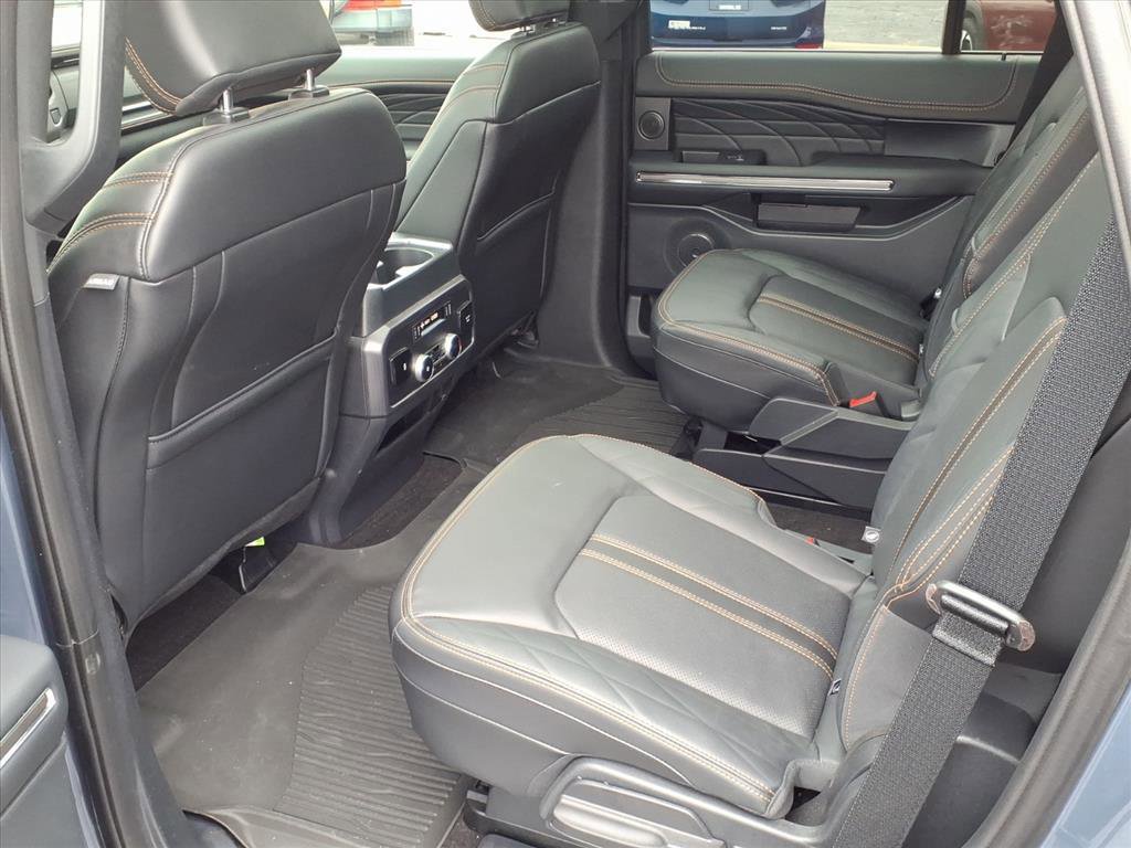 Certified 2023 Ford Expedition Platinum image 21