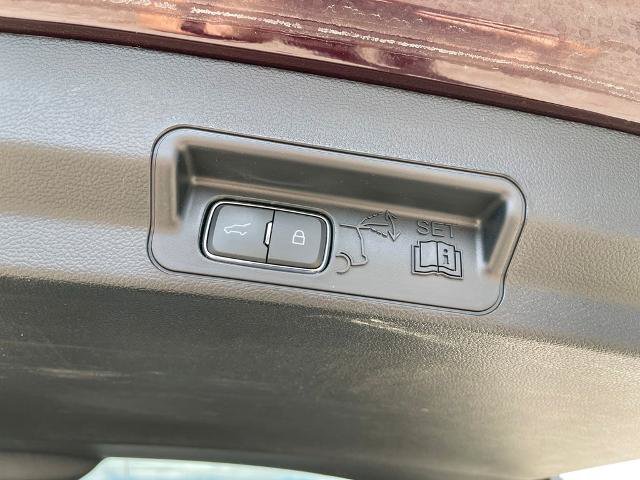 Certified 2023 Ford Explorer XLT w/ Equipment Group 202A AWD/4WD image 21