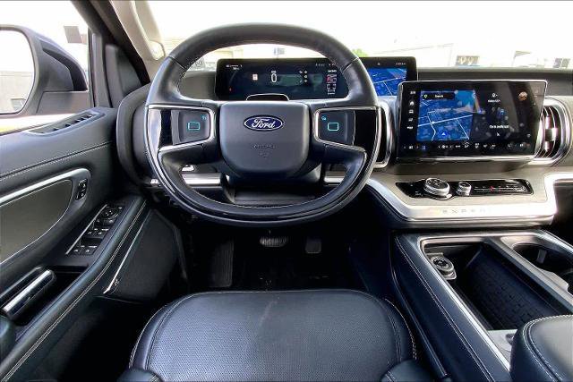 Certified 2025 Ford Expedition Platinum AWD/4WD image 8