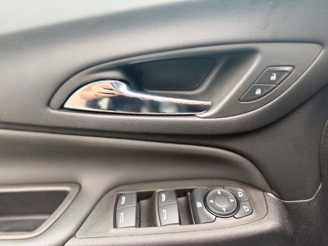 Used 2024 Chevrolet Equinox LT AWD/4WD image 20