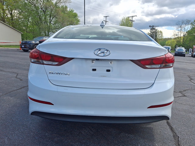 Used 2017 Hyundai Elantra SE FWD image 6