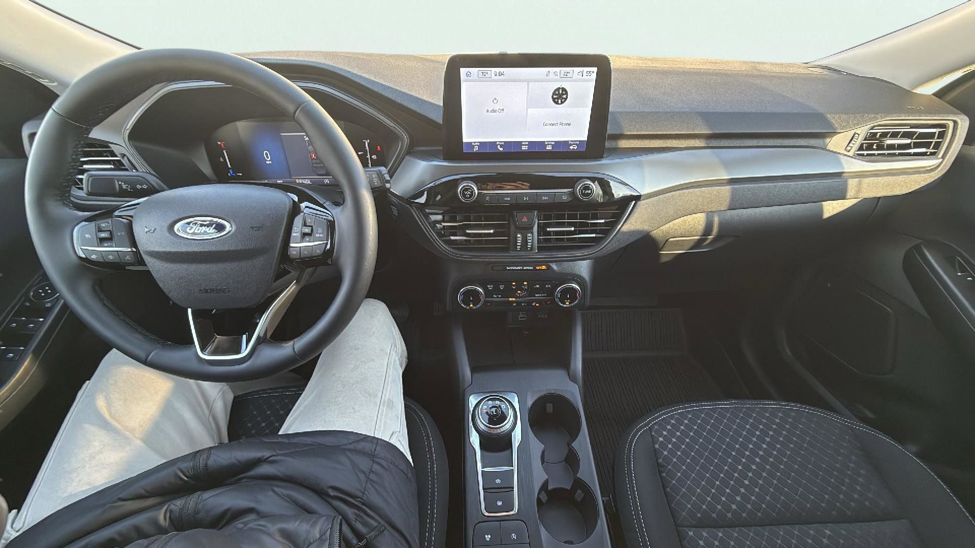 Certified 2025 Ford Escape Active w/ Cold Weather Package image 11