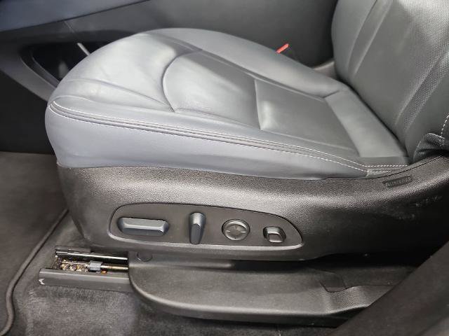 Used 2024 Buick Enclave Premium AWD/4WD image 29
