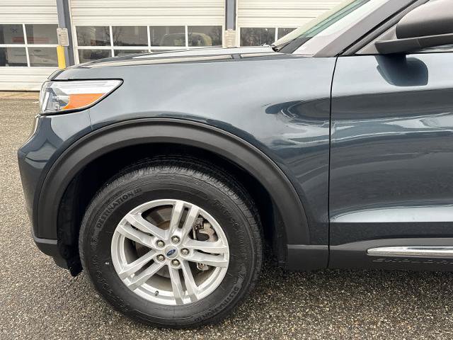 Certified 2023 Ford Explorer XLT w/ Equipment Group 202A AWD/4WD image 13