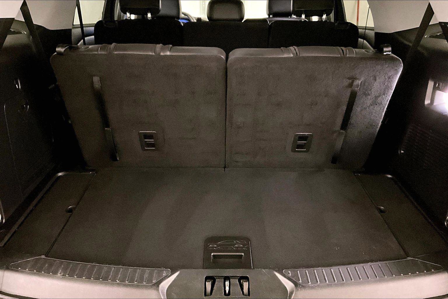 Certified 2021 Ford Explorer XLT w/ Equipment Group 202A image 35