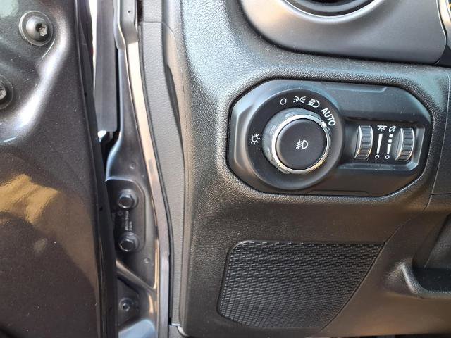 Used 2021 Jeep Wrangler Unlimited Sport image 17