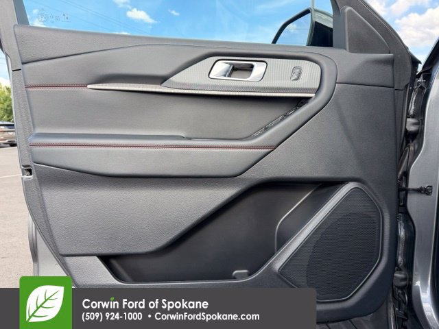 Certified 2025 Ford Explorer ST-Line AWD/4WD image 21