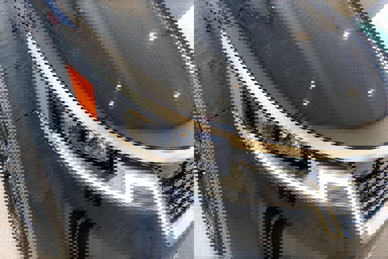 Used 2022 Kia Carnival SX Prestige image 26